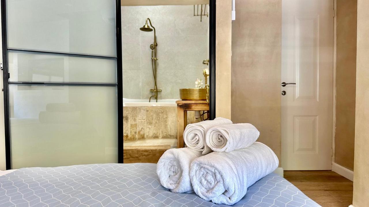 Boutique Apartment In Heart Of ไฮฟา ภายนอก รูปภาพ