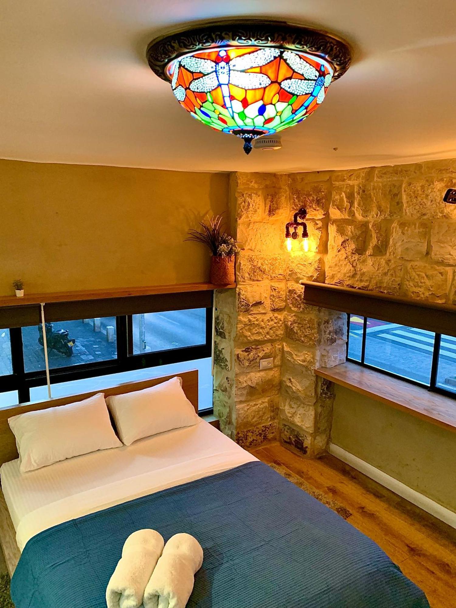 Boutique Apartment In Heart Of ไฮฟา ห้อง รูปภาพ